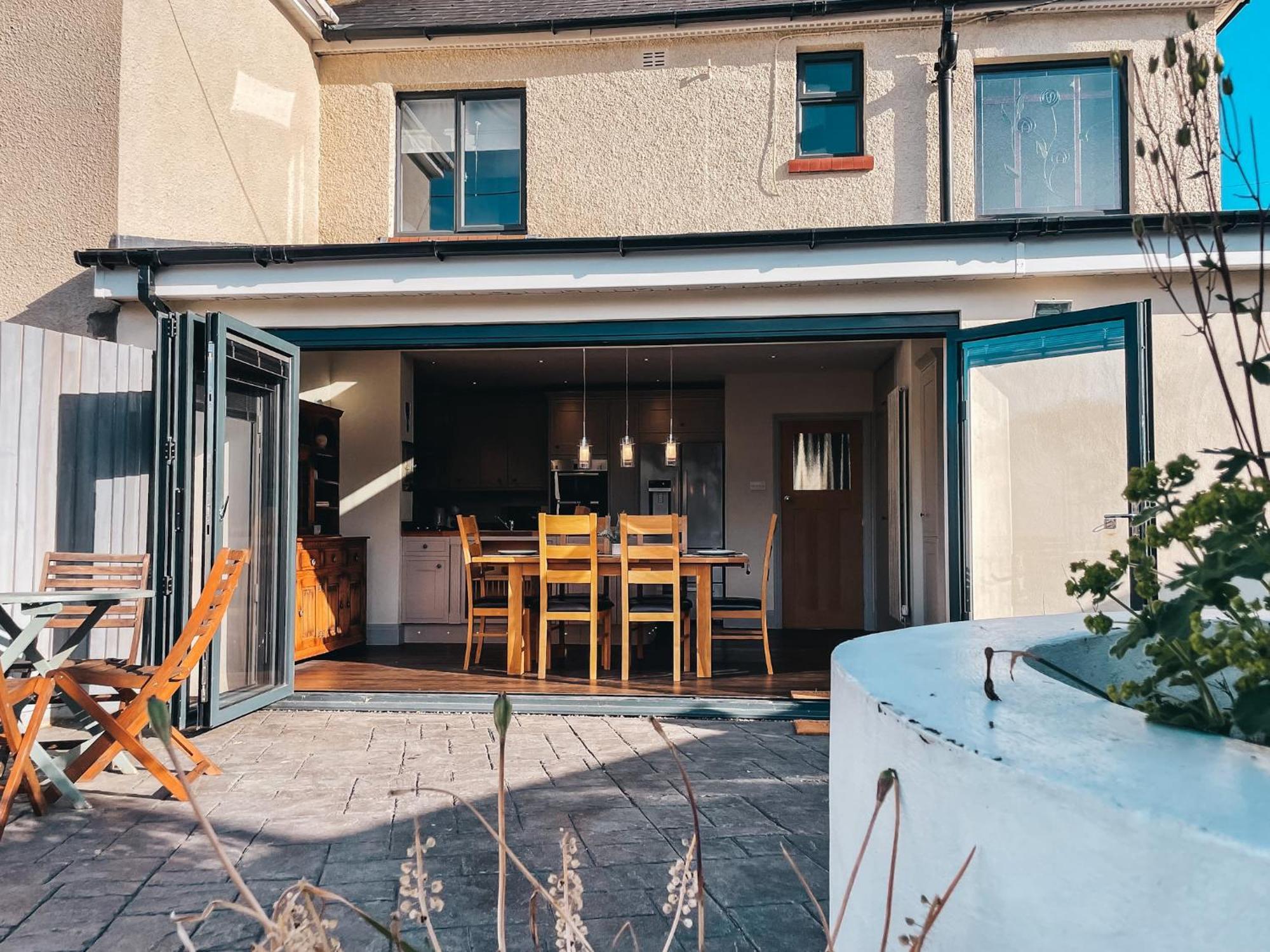 Villa Ty Fry Gardens Cardiff Esterno foto